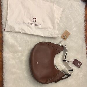 Aigner cognac Leather Shoulder Bag
